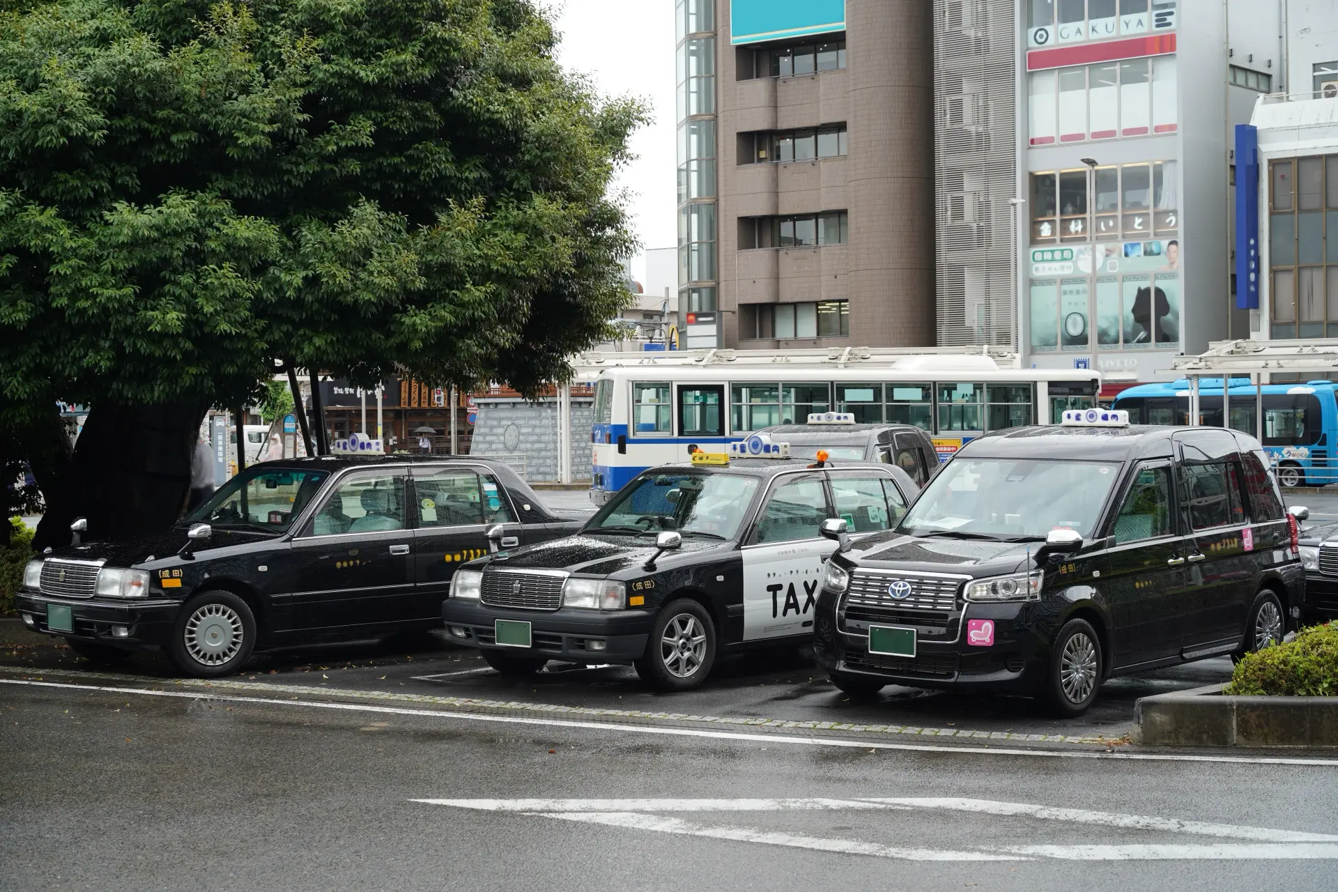 タクシー車両 専門販売
