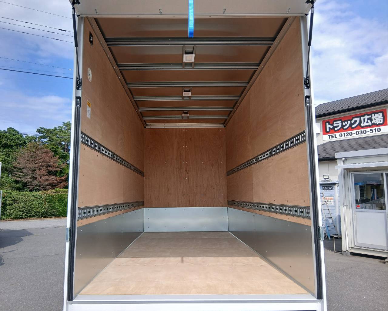 三菱ふそう キャンター