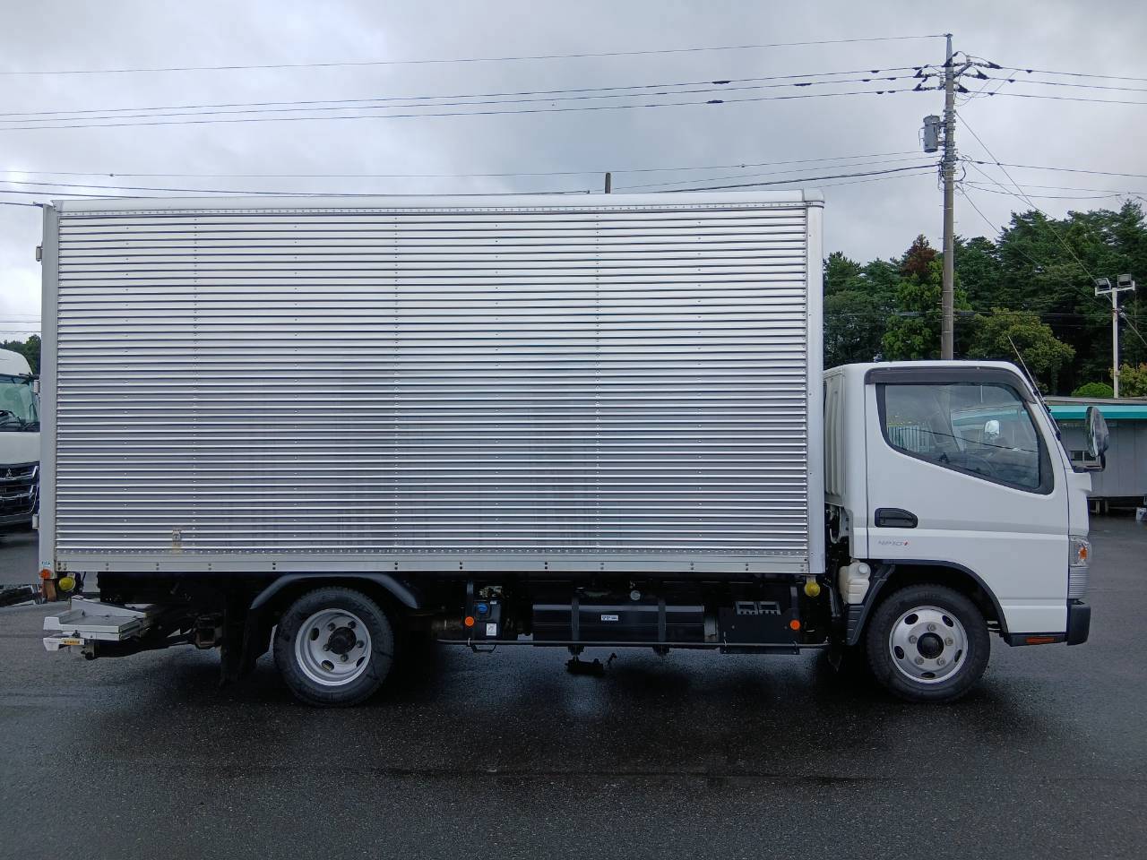 三菱ふそう キャンター