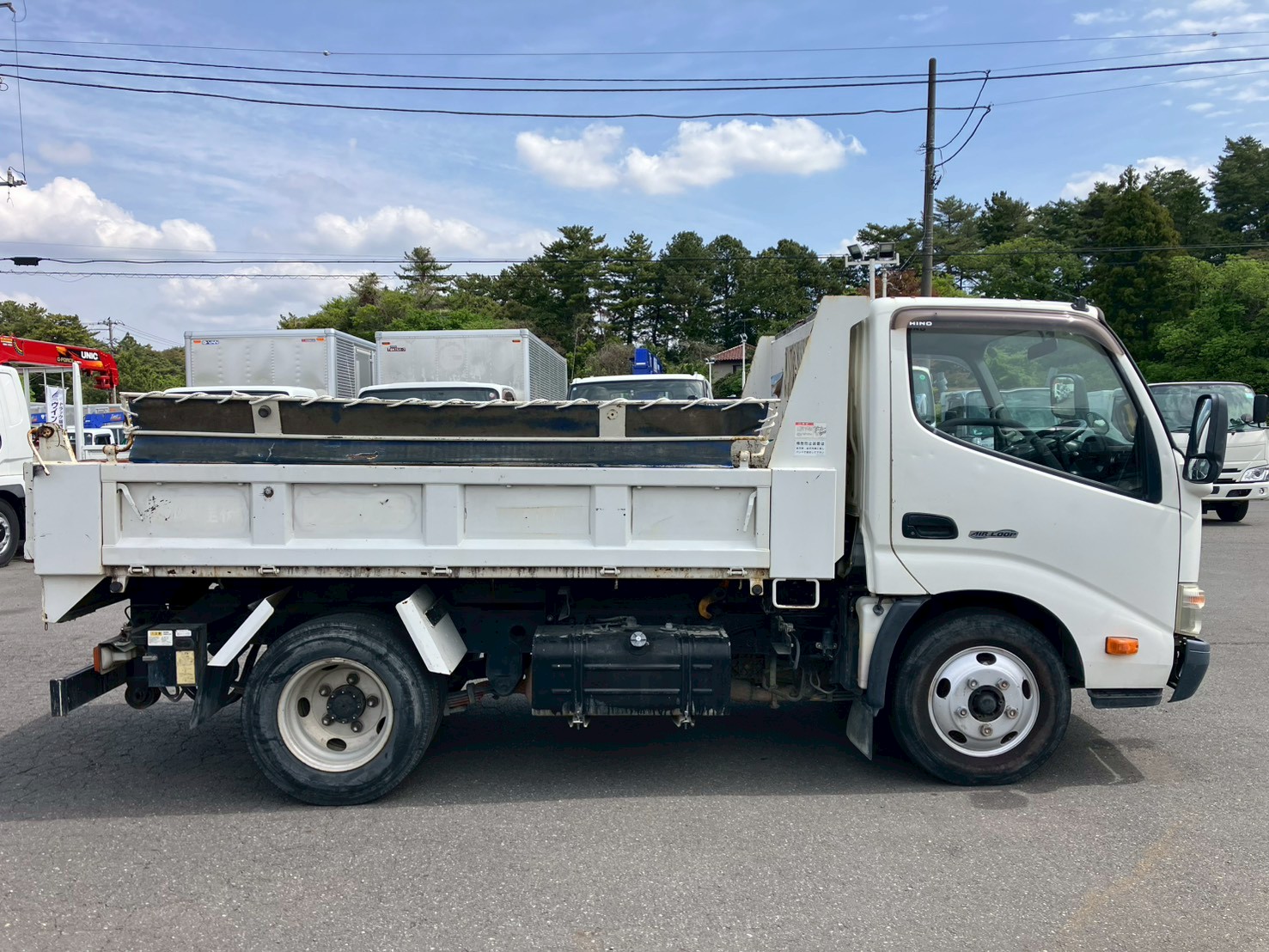 日野 デュトロ