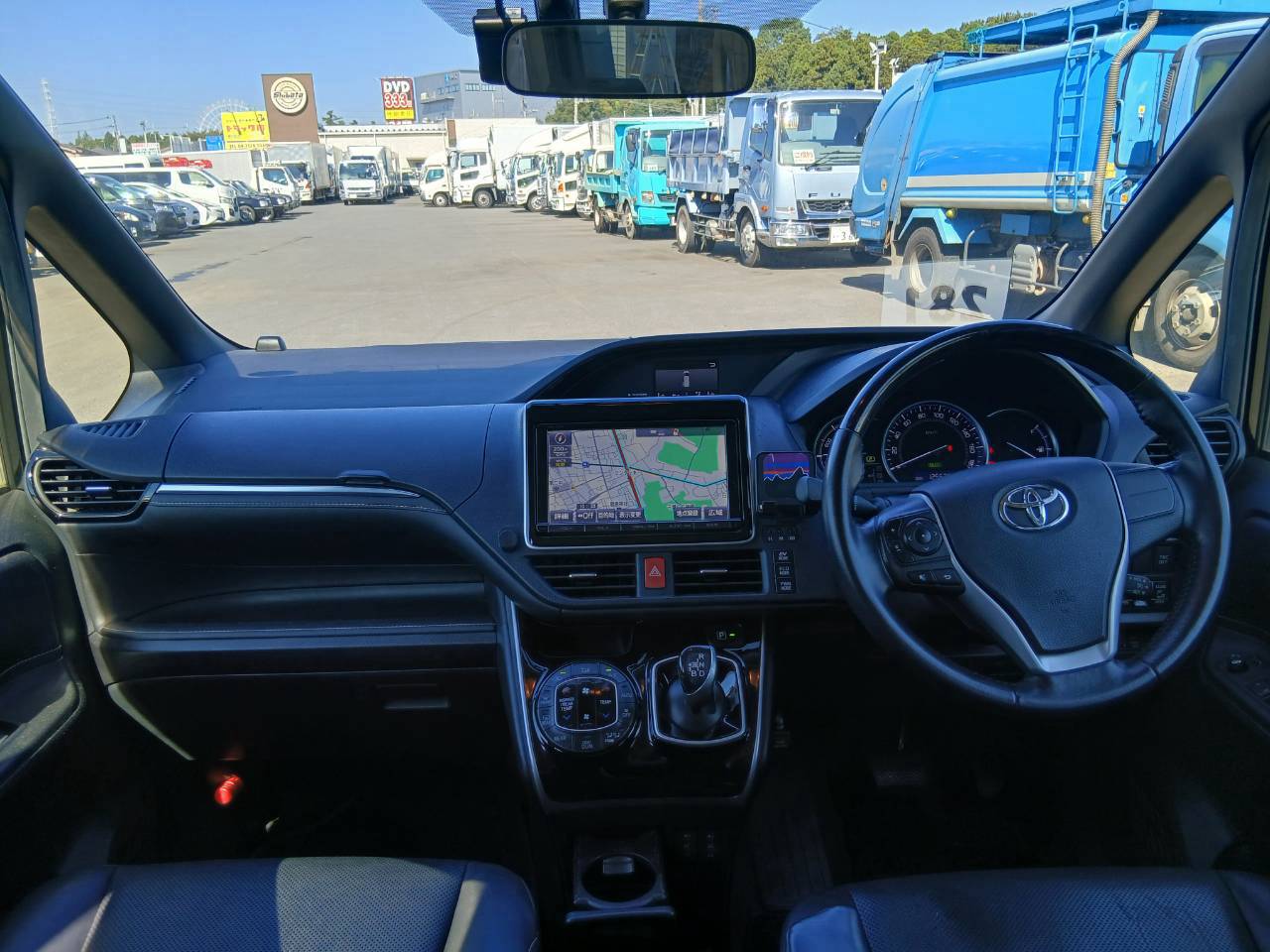 トヨタ エスクァイア ハイブリッド