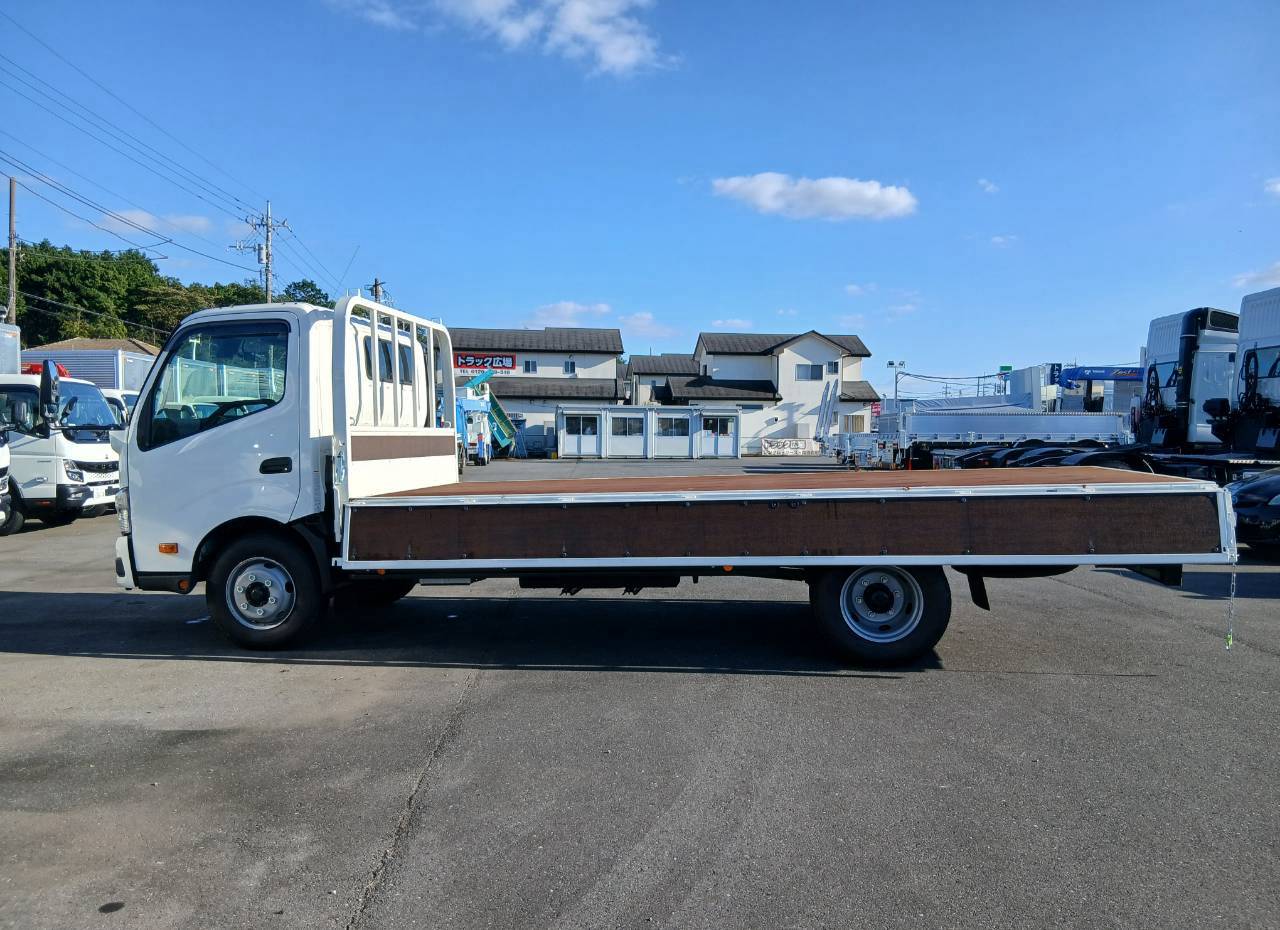 日野 デュトロ