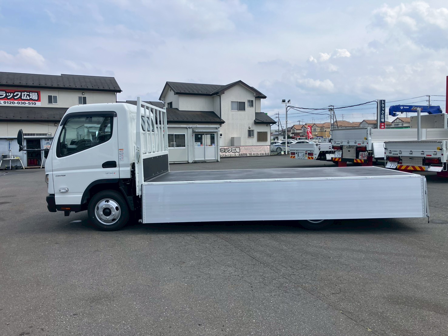 三菱ふそう キャンター