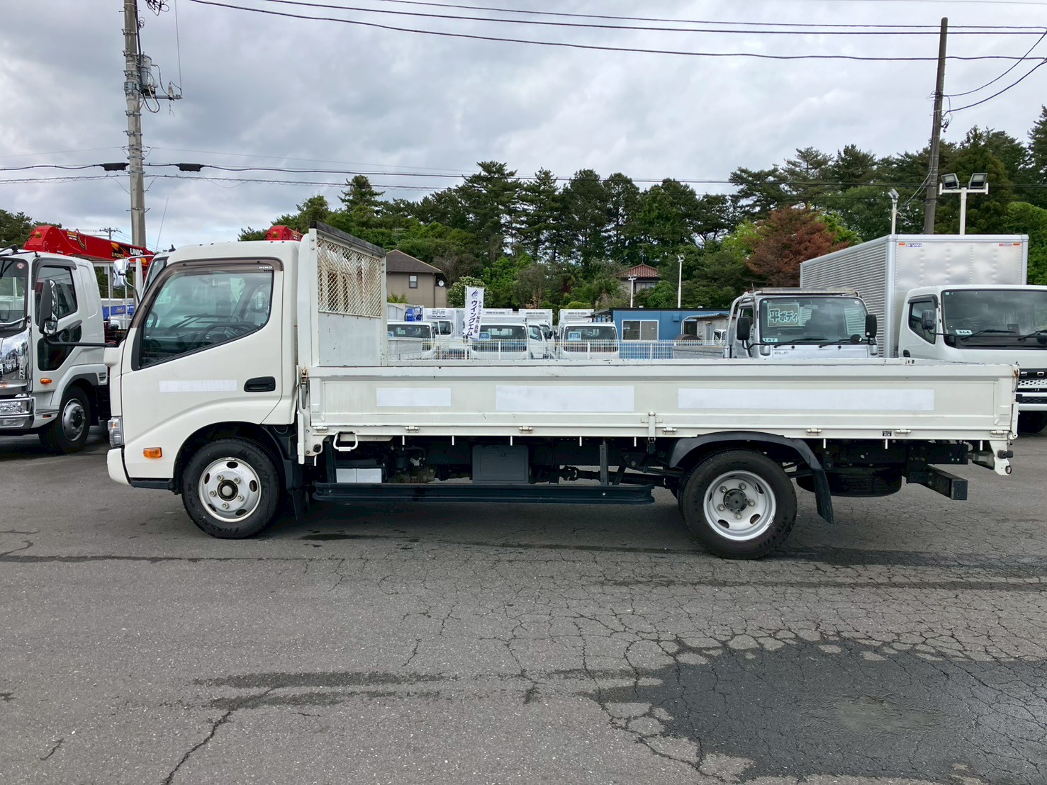 日野 デュトロ