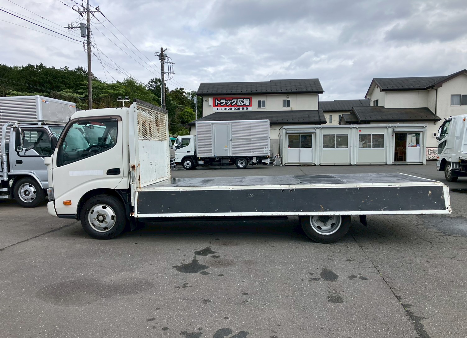 日野 デュトロ