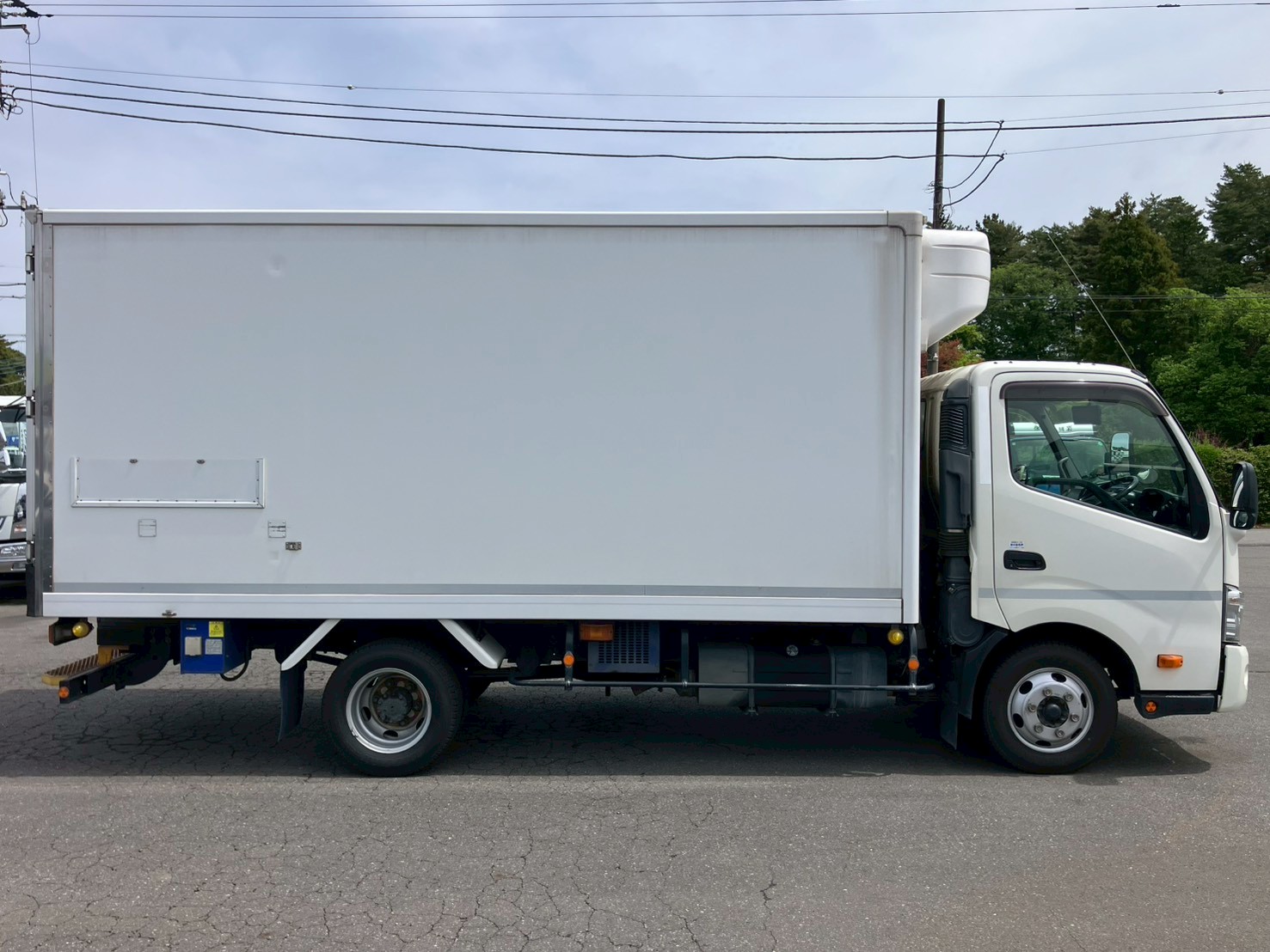 日野 デュトロ