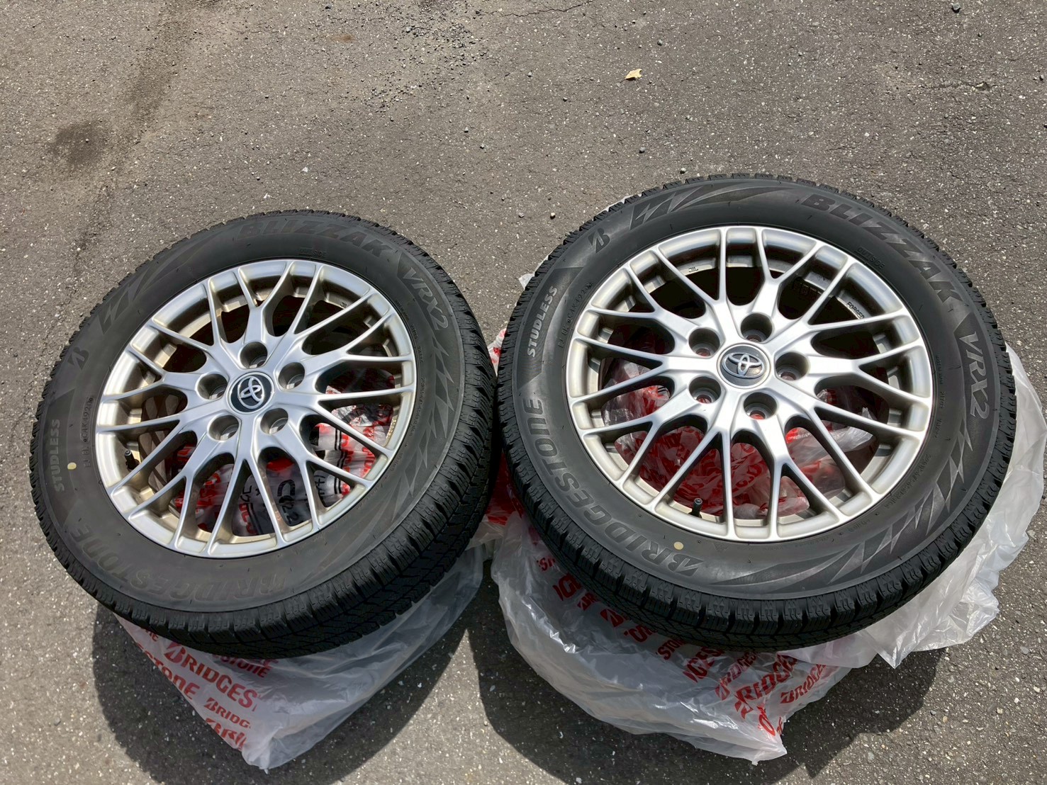 トヨタ ノア ハイブリッド