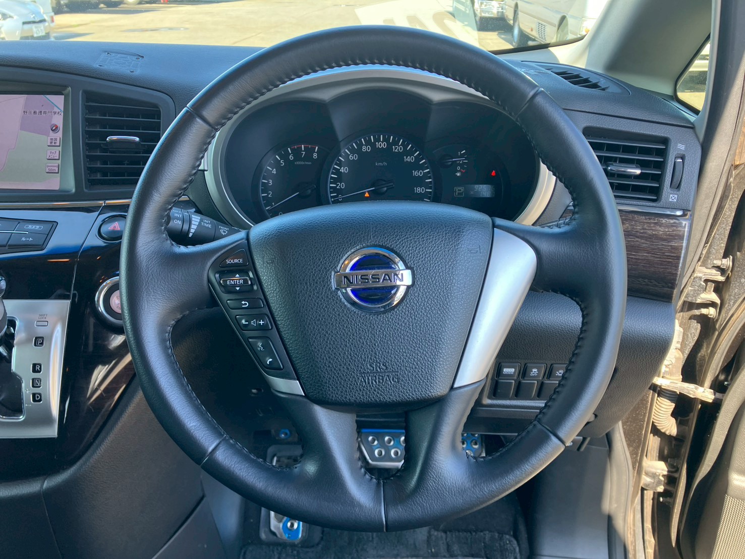日産 エルグランド