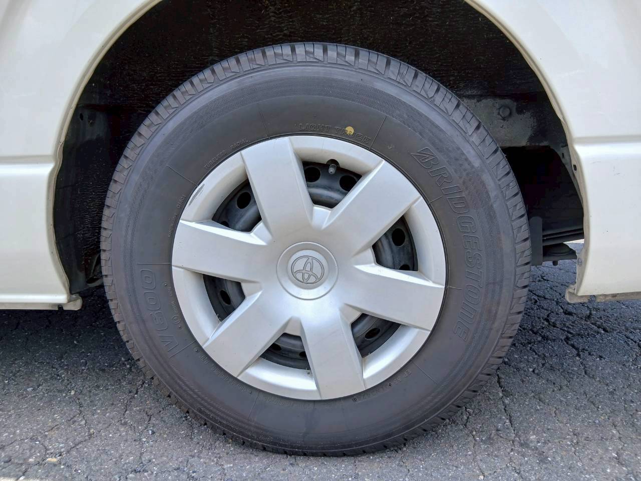 トヨタ ハイエース